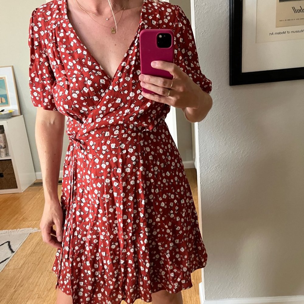 MinkPink Size M red floral wrap dress